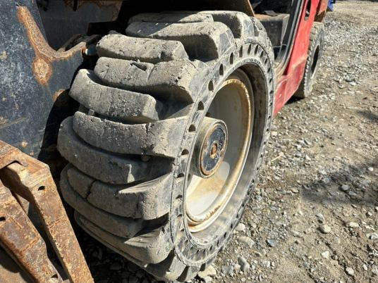 Manitou MSI35T à 19900 € HT - رافعة شوكية ديزل: صورة 5 Manitou MSI35T à 19900 € HT - رافعة شوكية ديزل: صورة 5