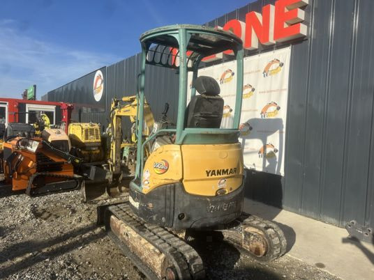 Yanmar VIO20-4 à 14900 € HT - حفارة مُصَّغرة: صورة 4 Yanmar VIO20-4 à 14900 € HT - حفارة مُصَّغرة: صورة 4