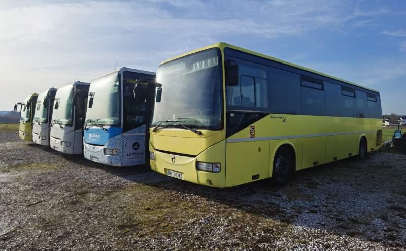 Irisbus Iveco Recreo 5 sztuk 2009 - حافلة سوبربان: صورة 2 Irisbus Iveco Recreo 5 sztuk 2009 - حافلة سوبربان: صورة 2