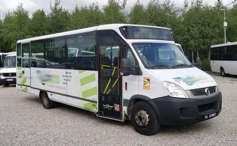 Iveco Aptineo Daily 34 miejsca NOWY SILNIK - حافلة صغيرة, حافلة سوبربان: صورة 1 Iveco Aptineo Daily 34 miejsca NOWY SILNIK - حافلة صغيرة, حافلة سوبربان: صورة 1