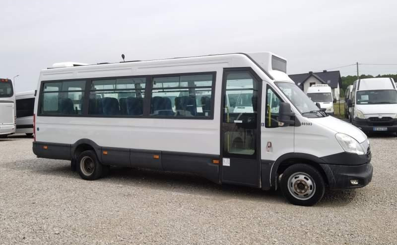 حافلة سوبربان Iveco Daily 23 *NOWY SILNIK* 2 SZTUKI*, klima, winda: صورة 12