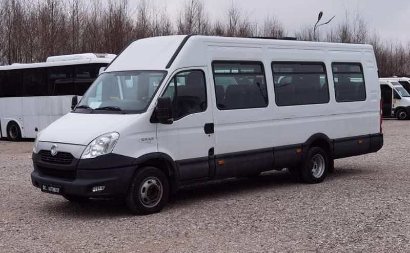 Iveco Daily 23 miejsca, KLIMA, WEBASTO - حافلة سوبربان: صورة 2 Iveco Daily 23 miejsca, KLIMA, WEBASTO - حافلة سوبربان: صورة 2