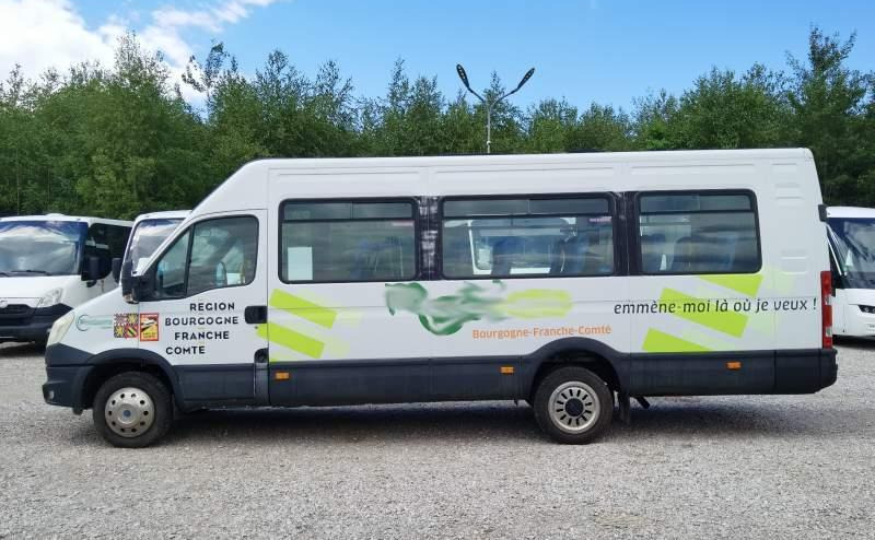 Iveco Daily 23 miejsca, KLIMA, WEBASTO - حافلة سوبربان: صورة 4 Iveco Daily 23 miejsca, KLIMA, WEBASTO - حافلة سوبربان: صورة 4