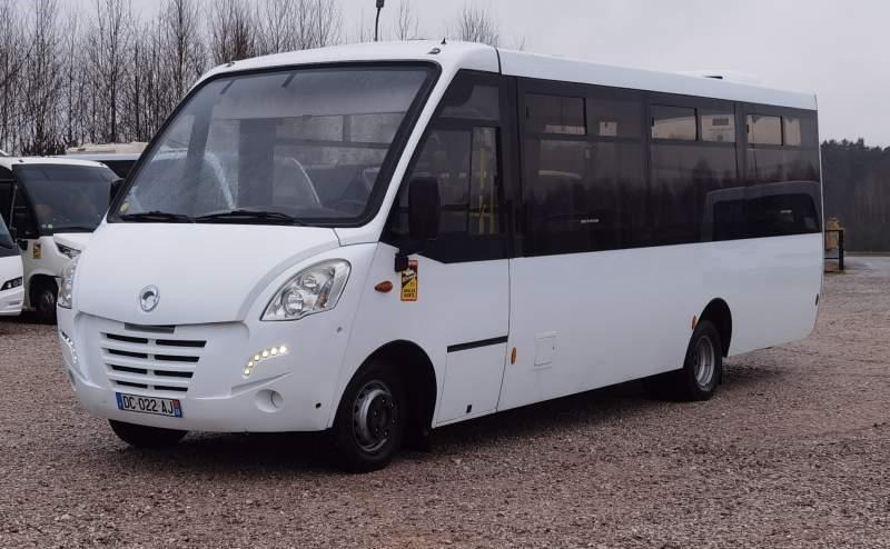 Iveco Kapena Thesi 34 EURO V *daily*wing*mediano - حافلة سوبربان: صورة 2 Iveco Kapena Thesi 34 EURO V *daily*wing*mediano - حافلة سوبربان: صورة 2