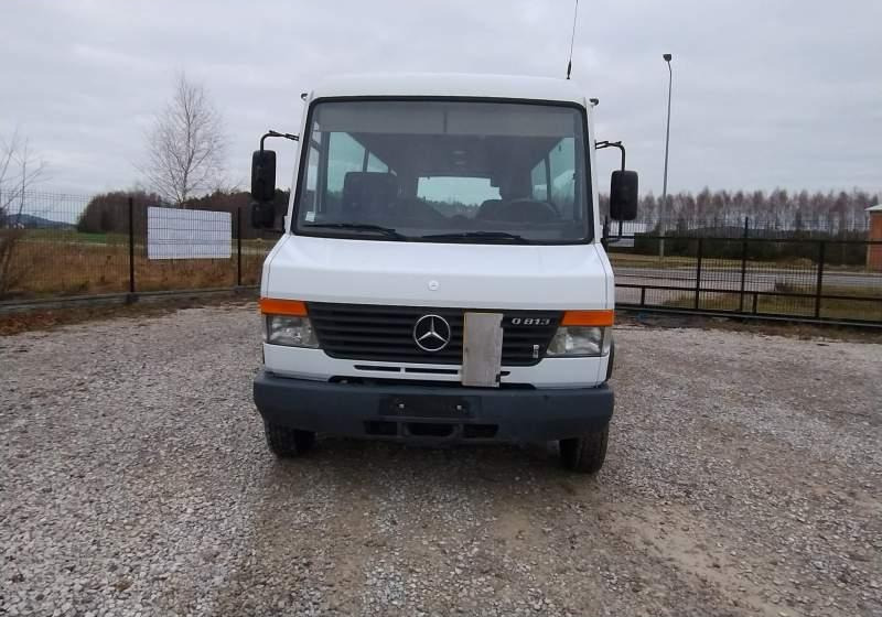 Mercedes-Benz Vario 813D 39 miejsc - حافلة سوبربان: صورة 2 Mercedes-Benz Vario 813D 39 miejsc - حافلة سوبربان: صورة 2