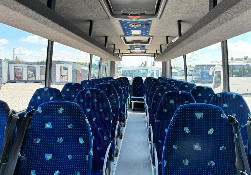 Mercedes-Benz Vario miejsc 39 miejsc dostepne 8szt - حافلة سوبربان: صورة 2 Mercedes-Benz Vario miejsc 39 miejsc dostepne 8szt - حافلة سوبربان: صورة 2