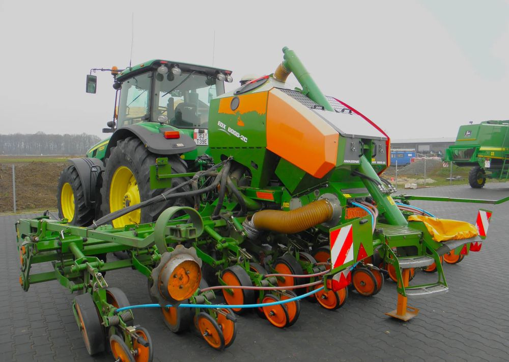 Amazone EDX 6000-2C Xpress 8 rzedowy, Nie Malowany, Stan Bardzo Dobry - آلة البذر: صورة 2 Amazone EDX 6000-2C Xpress 8 rzedowy, Nie Malowany, Stan Bardzo Dobry - آلة البذر: صورة 2