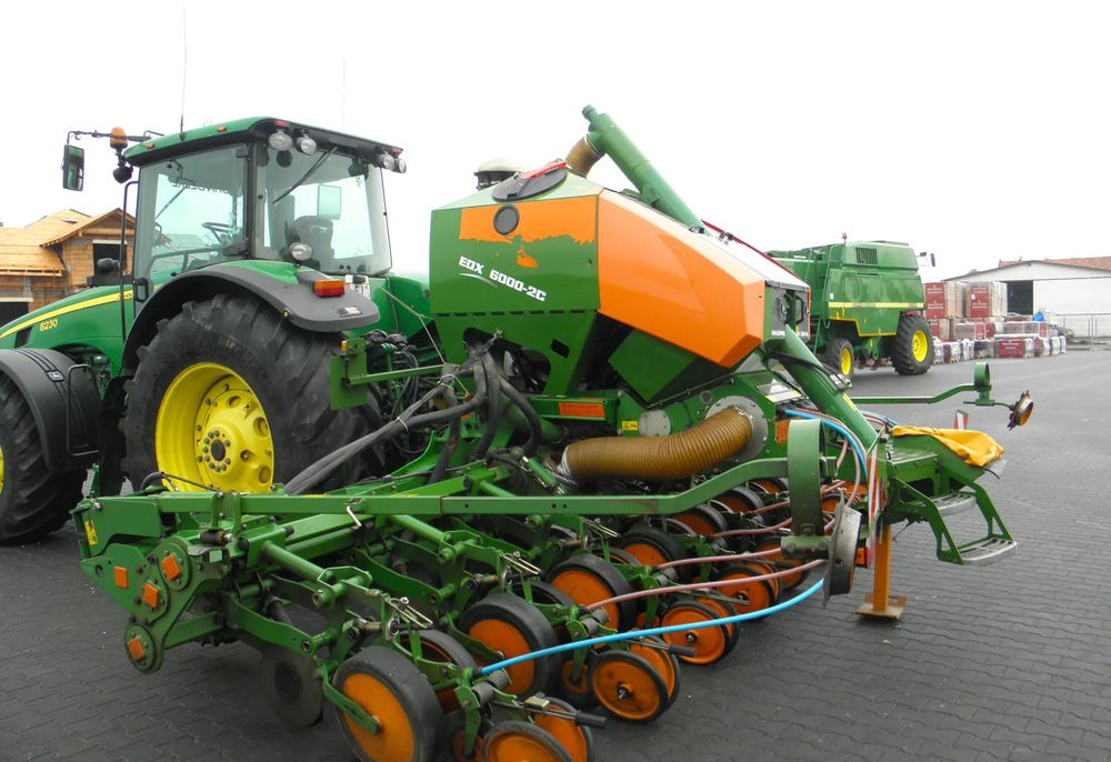 Amazone EDX 6000-2C Xpress 8 rzedowy, Nie Malowany, Stan Bardzo Dobry - آلة البذر: صورة 4 Amazone EDX 6000-2C Xpress 8 rzedowy, Nie Malowany, Stan Bardzo Dobry - آلة البذر: صورة 4