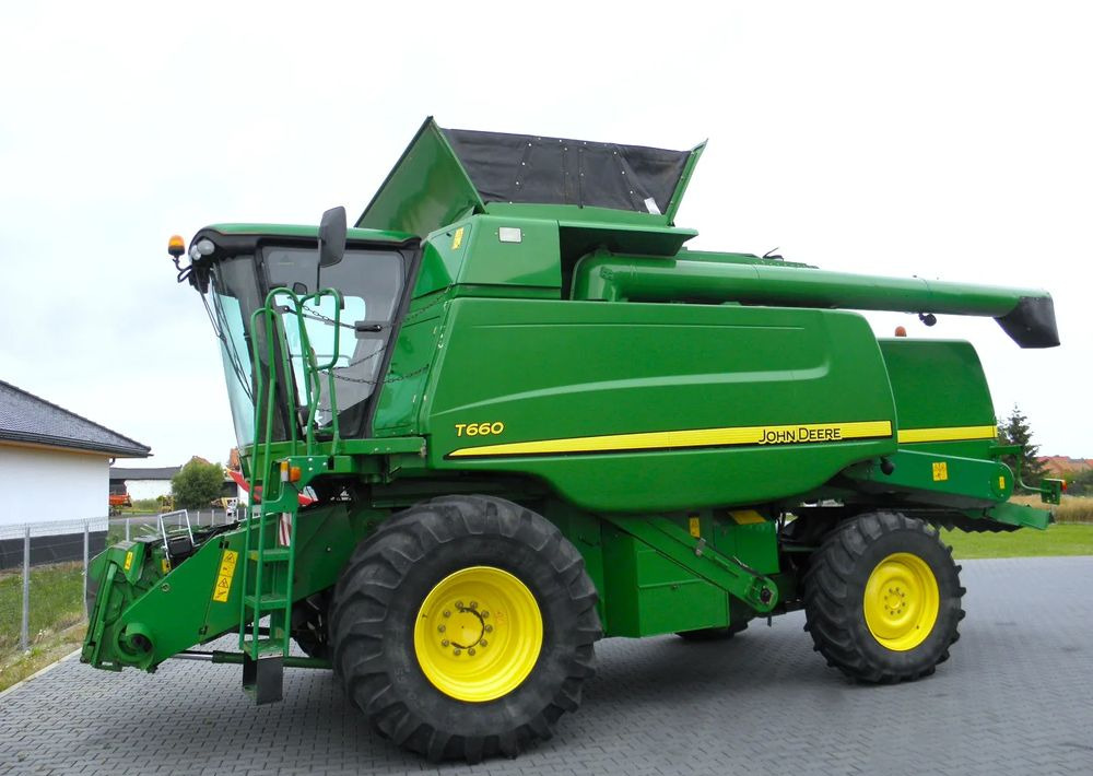 John Deere T660 2008 rok , Heder 6,7 m, Wilgotnosciomierz, Waga, Najbogatsza Wersja, Stan Idealny - حصادة موحَّدة: صورة 3 John Deere T660 2008 rok , Heder 6,7 m, Wilgotnosciomierz, Waga, Najbogatsza Wersja, Stan Idealny - حصادة موحَّدة: صورة 3