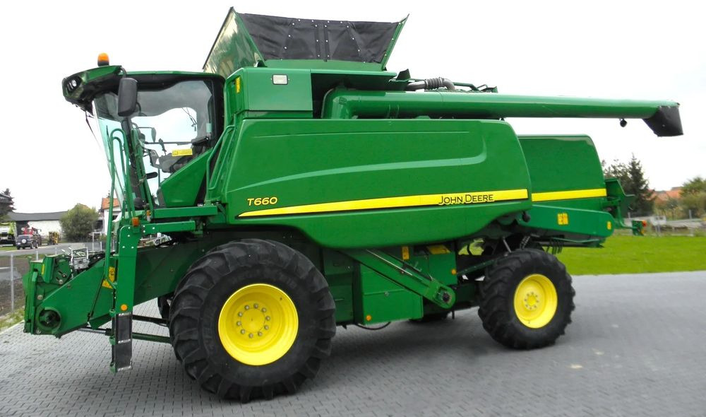 John Deere T660 2014 Rok, heder 7,6m, 2700 mtg na silniku, Najbogatsza Wersja, Nie Malowany, Stan Idealny - حصادة موحَّدة: صورة 3 John Deere T660 2014 Rok, heder 7,6m, 2700 mtg na silniku, Najbogatsza Wersja, Nie Malowany, Stan Idealny - حصادة موحَّدة: صورة 3