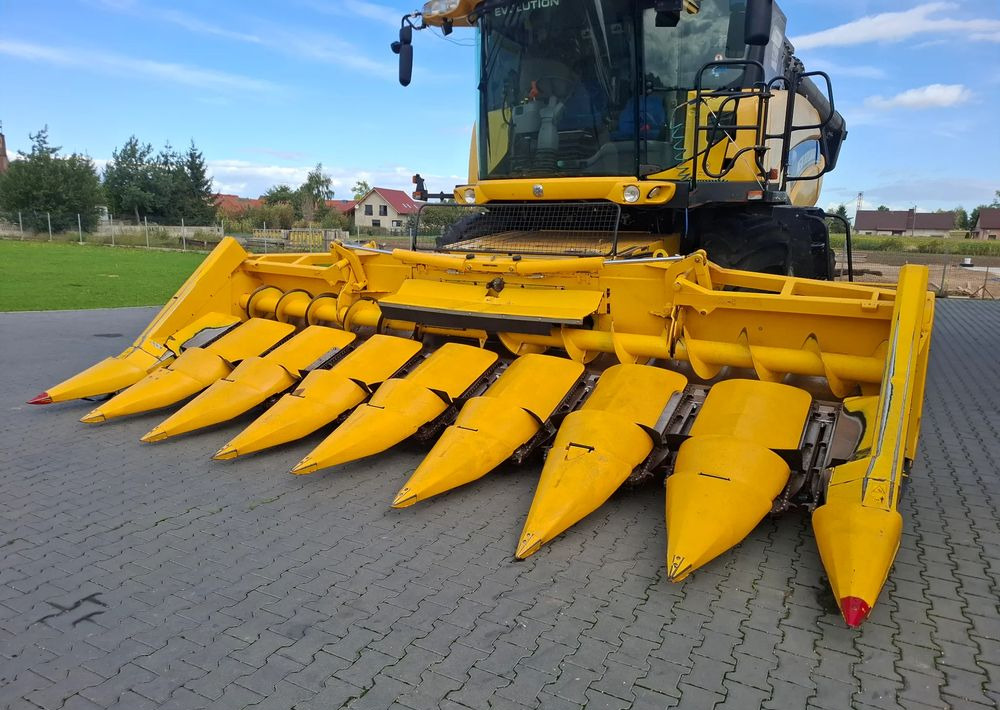 New Holland 8-75 2012 Rok, Przystawka do kukurydzy , Nie malowana, Stan Idealny - حصادة الذرة: صورة 1 New Holland 8-75 2012 Rok, Przystawka do kukurydzy , Nie malowana, Stan Idealny - حصادة الذرة: صورة 1