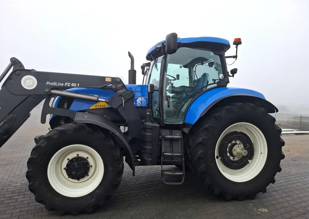 New Holland T7050 2011 Rok 9400 mtg, AutoCommand, Ładowacz czołowy Stoll, Nie Malowany, Stan Idelany New Holland T7050 2011 Rok 9400 mtg, AutoCommand, Ładowacz czołowy Stoll, Nie Malowany, Stan Idelany: صورة 15