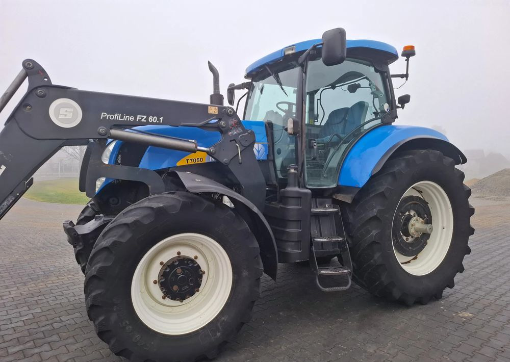 New Holland T7050 2011 Rok 9400 mtg, AutoCommand, Ładowacz czołowy Stoll, Nie Malowany, Stan Idelany New Holland T7050 2011 Rok 9400 mtg, AutoCommand, Ładowacz czołowy Stoll, Nie Malowany, Stan Idelany: صورة 13