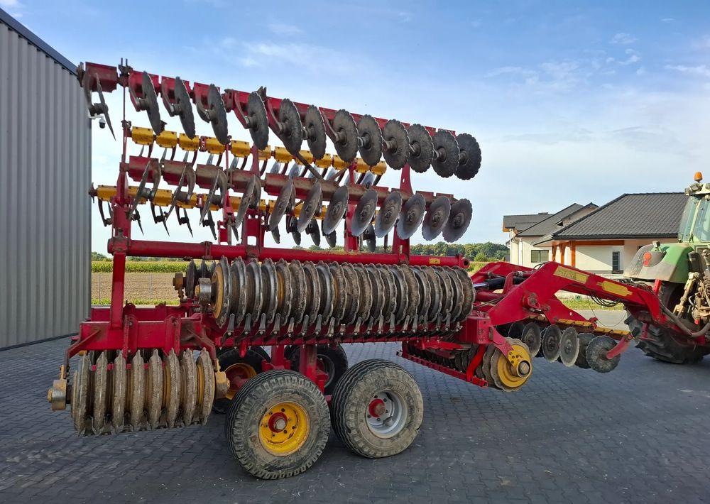 Väderstad Carrier 820 2011 rok , Nowe Talerze , Nie  Malowany , Stan Bardzo  Dobry Väderstad Carrier 820 2011 rok , Nowe Talerze , Nie  Malowany , Stan Bardzo  Dobry: صورة 9