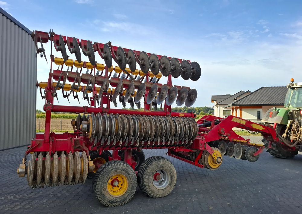 Väderstad Carrier 820 2011 rok , Nowe Talerze , Nie  Malowany , Stan Bardzo  Dobry Väderstad Carrier 820 2011 rok , Nowe Talerze , Nie  Malowany , Stan Bardzo  Dobry: صورة 7