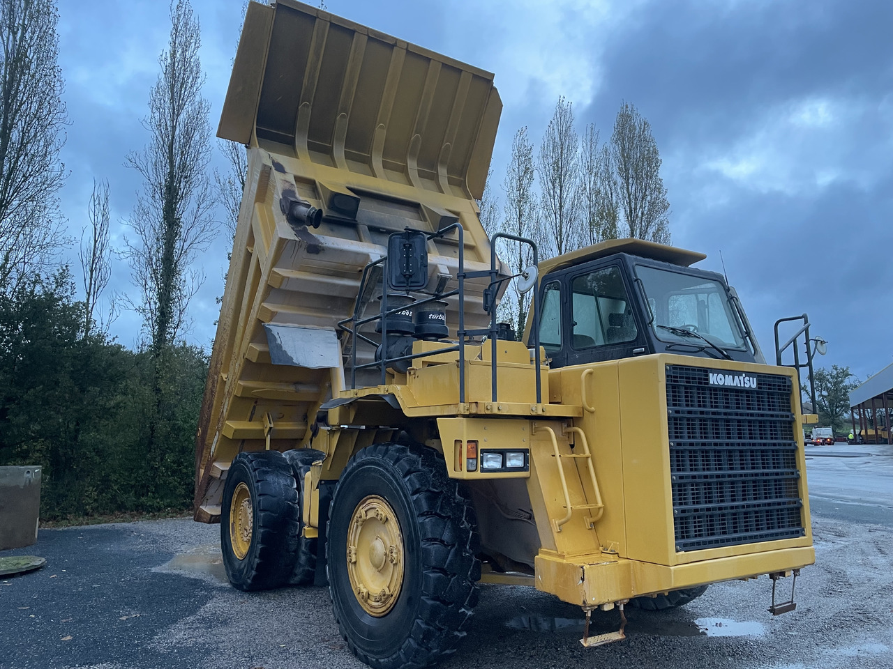 KOMATSU Hd405-6 - شاحنة قلاب صلبة: صورة 4 KOMATSU Hd405-6 - شاحنة قلاب صلبة: صورة 4
