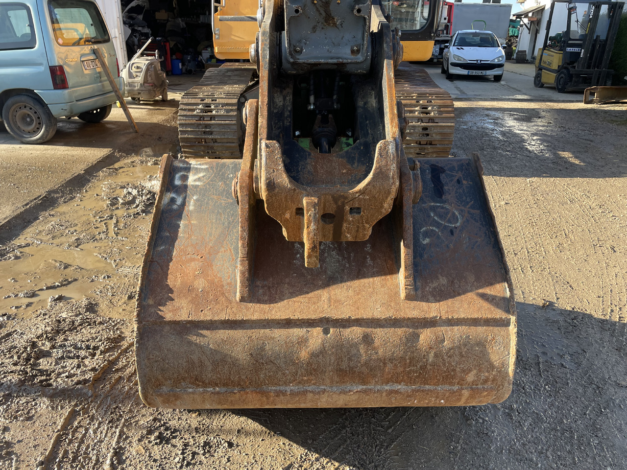 حفار زحاف LIEBHERR R920 r920LC: صورة 27 حفار زحاف LIEBHERR R920 r920LC: صورة 27
