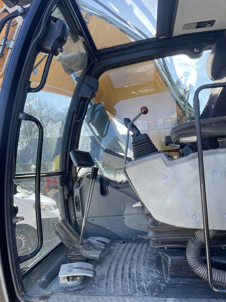 حفار زحاف LIEBHERR R920 r920LC: صورة 13 حفار زحاف LIEBHERR R920 r920LC: صورة 13