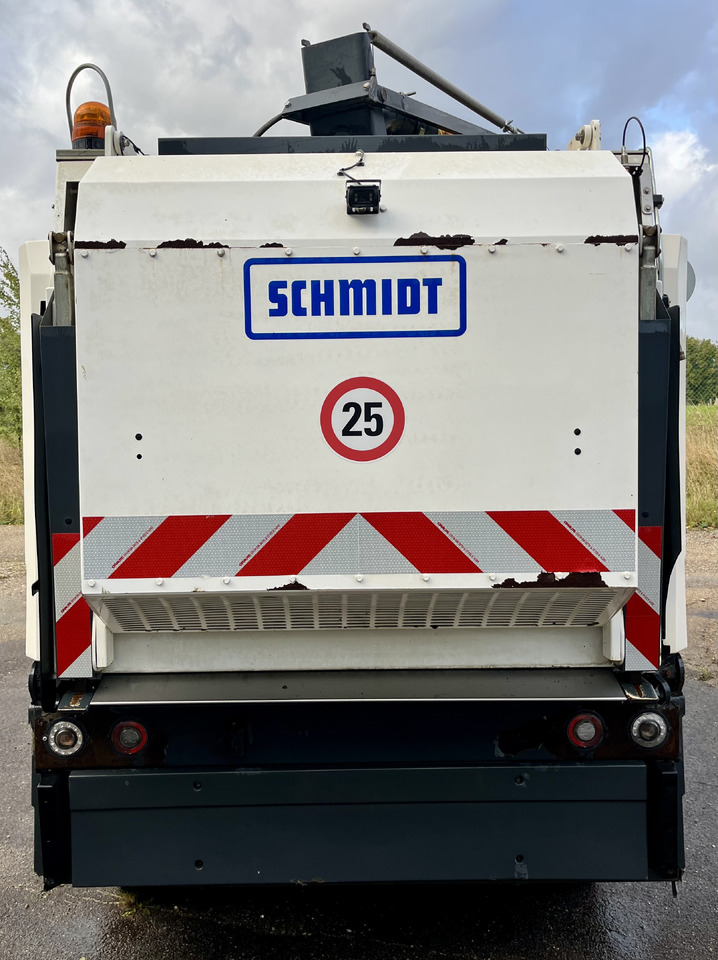 SCHMIDT Cs556 cs500 compact 400 - سياره كنس شوارع: صورة 5 SCHMIDT Cs556 cs500 compact 400 - سياره كنس شوارع: صورة 5
