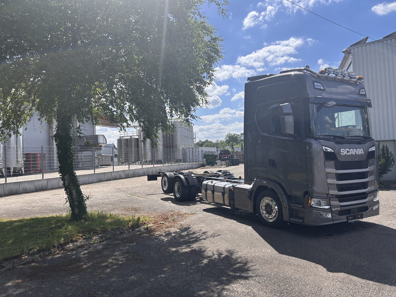 Scania S540 6x2LB - شاحنات الحاويات / جسم علوي قابل للتغيير شاحنة: صورة 2 Scania S540 6x2LB - شاحنات الحاويات / جسم علوي قابل للتغيير شاحنة: صورة 2