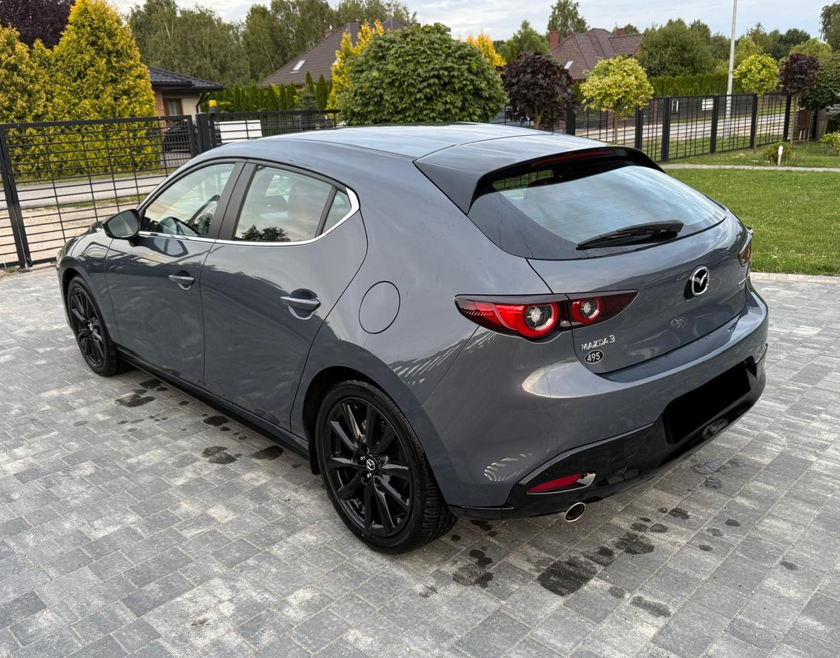 MAZDA 3 - سيارة: صورة 3 MAZDA 3 - سيارة: صورة 3