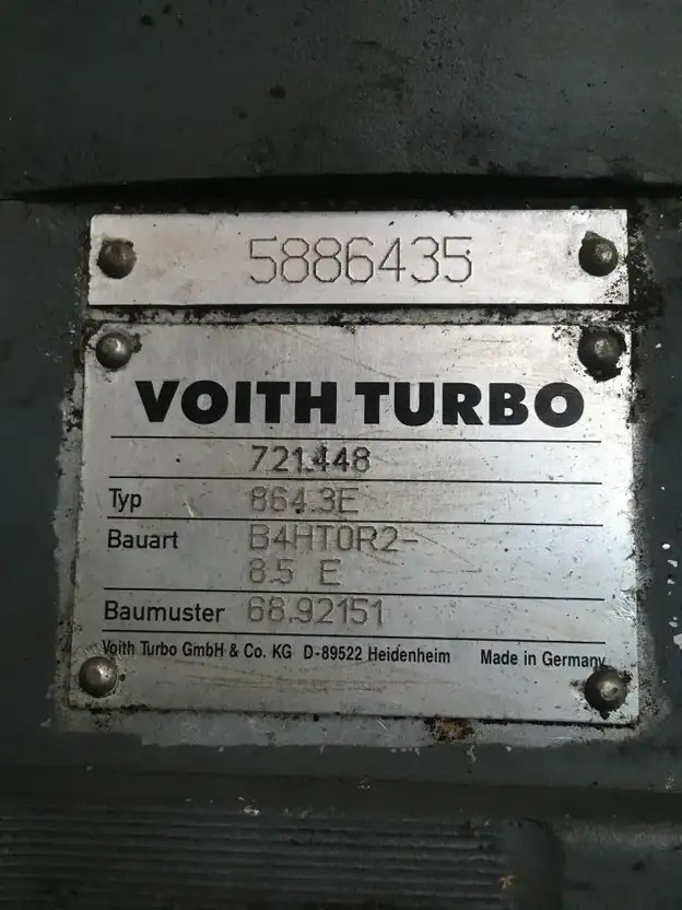 Diversen Voith 864.3E Busgetriebe B4HTOR2-8.5E 864 3.E 721.448 - علبة التروس و قطع الغيار - حافلة: صورة 4 Diversen Voith 864.3E Busgetriebe B4HTOR2-8.5E 864 3.E 721.448 - علبة التروس و قطع الغيار - حافلة: صورة 4