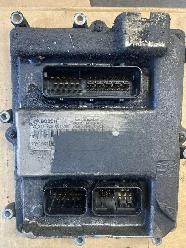 MAN Motorsteuergerät MAN D2066 EEV Lions City 0281020067 Bosch Control Unit Engi  - وحدة تحكم الكتروني - حافلة: صورة 1 MAN Motorsteuergerät MAN D2066 EEV Lions City 0281020067 Bosch Control Unit Engi  - وحدة تحكم الكتروني - حافلة: صورة 1