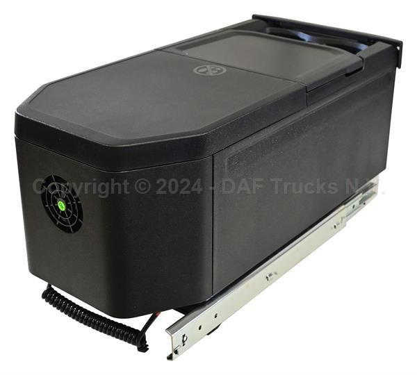 DAF OE LODÓWKA CHŁODZIARKA DAF OE XF XG XG+ 2318729 - الكابينة والداخلية: صورة 1 DAF OE LODÓWKA CHŁODZIARKA DAF OE XF XG XG+ 2318729 - الكابينة والداخلية: صورة 1