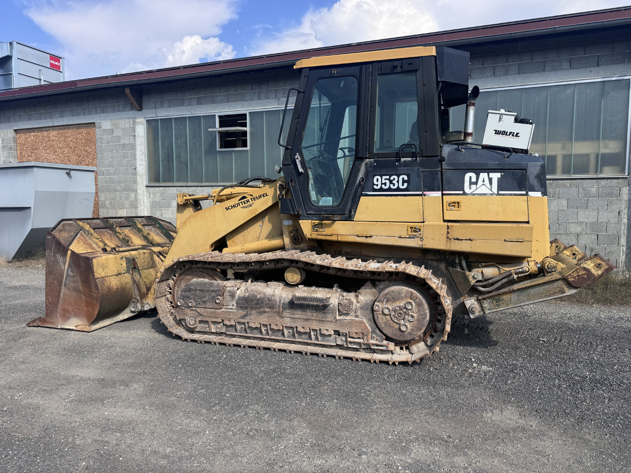 CATERPILLAR 953 C - اللودر المجنزر: صورة 2 CATERPILLAR 953 C - اللودر المجنزر: صورة 2