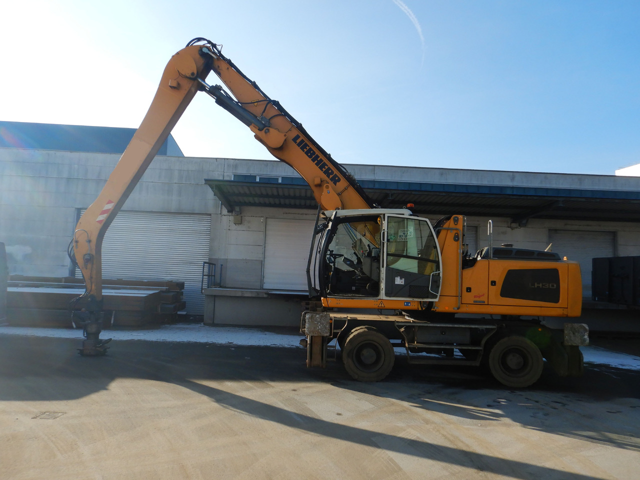 LIEBHERR LH 30 Industry - معالج النفايات: صورة 3 LIEBHERR LH 30 Industry - معالج النفايات: صورة 3
