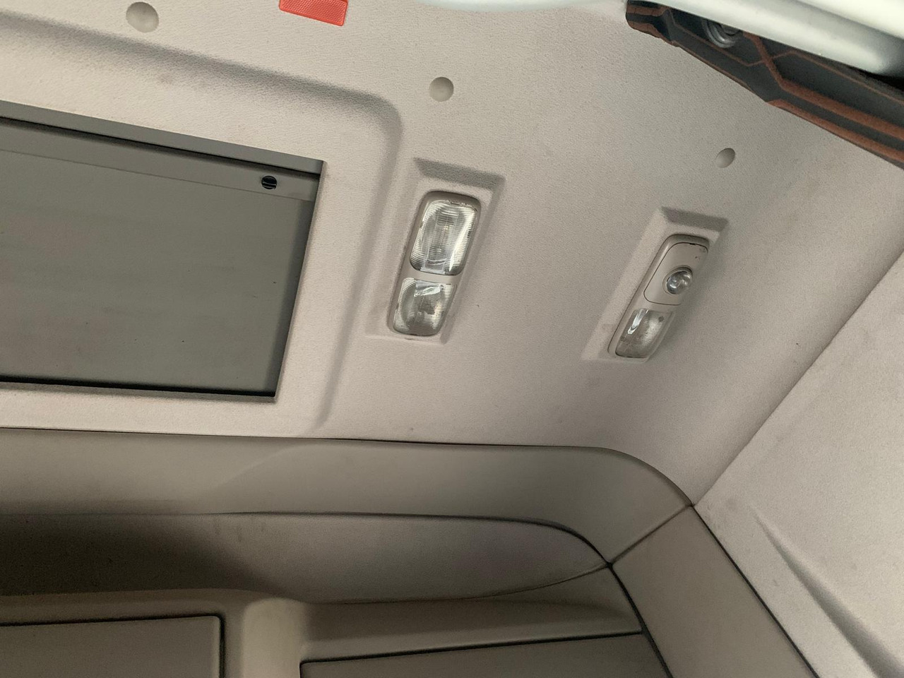 وحدة جر DAF XF480FT Push Floor Hydraulics: صورة 17