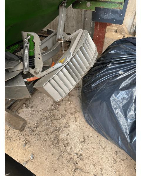 AMAZONE NOVIX - آلة رش السماد: صورة 5 AMAZONE NOVIX - آلة رش السماد: صورة 5