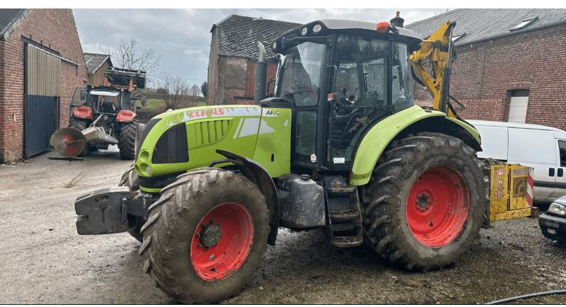 CLAAS ARION 610 - جرار: صورة 1 CLAAS ARION 610 - جرار: صورة 1