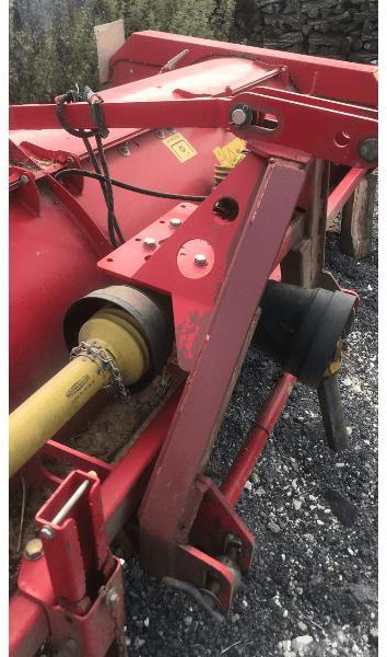 GRIMME KS3600 - آلة قطع أوراق البطاطس: صورة 5 GRIMME KS3600 - آلة قطع أوراق البطاطس: صورة 5