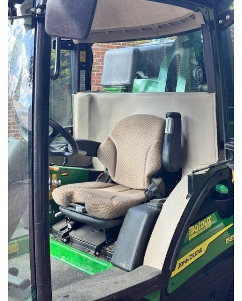 JOHN DEERE 1585 - جزازة أعشاب الحدائق: صورة 5 JOHN DEERE 1585 - جزازة أعشاب الحدائق: صورة 5