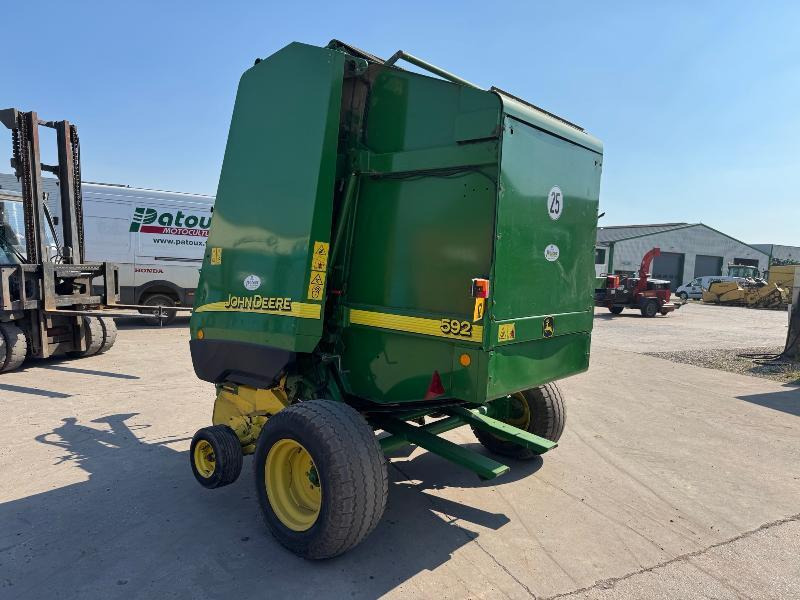 JOHN DEERE 592 - مكنة: صورة 2 JOHN DEERE 592 - مكنة: صورة 2