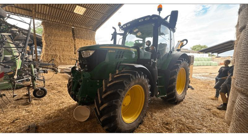 JOHN DEERE 6130R - جرار: صورة 4 JOHN DEERE 6130R - جرار: صورة 4