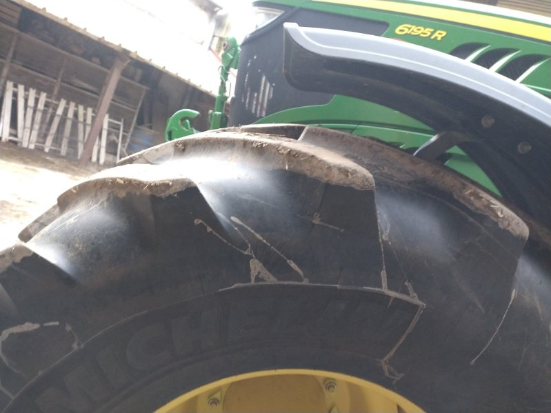 JOHN DEERE 6195R - جرار: صورة 3 JOHN DEERE 6195R - جرار: صورة 3