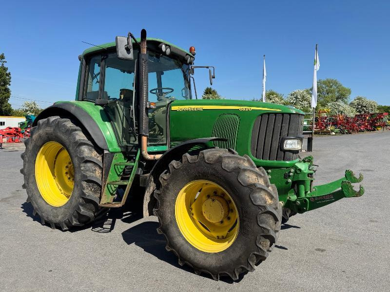 JOHN DEERE 6820 - جرار: صورة 5 JOHN DEERE 6820 - جرار: صورة 5