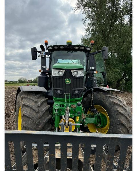 JOHN DEERE 6R250 - جرار: صورة 3 JOHN DEERE 6R250 - جرار: صورة 3