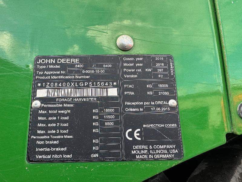 JOHN DEERE 8400 - حصادة الأعلاف: صورة 4 JOHN DEERE 8400 - حصادة الأعلاف: صورة 4