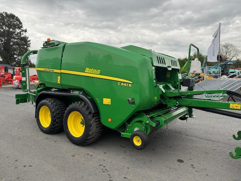 JOHN DEERE C441R - آلة تغليف بالة التبن: صورة 4 JOHN DEERE C441R - آلة تغليف بالة التبن: صورة 4