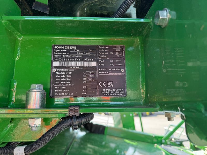 JOHN DEERE T550 - حصادة موحَّدة: صورة 4 JOHN DEERE T550 - حصادة موحَّدة: صورة 4