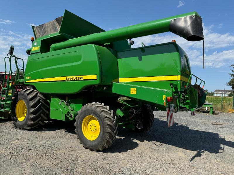JOHN DEERE T550 - حصادة موحَّدة: صورة 5 JOHN DEERE T550 - حصادة موحَّدة: صورة 5