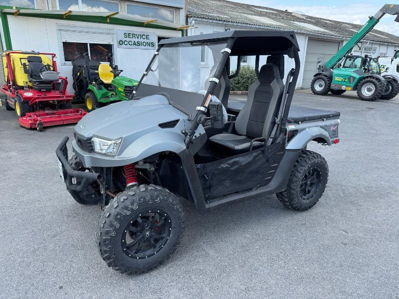 KYMCO UXV 700 - مركبة لجميع التضاريس: صورة 1 KYMCO UXV 700 - مركبة لجميع التضاريس: صورة 1