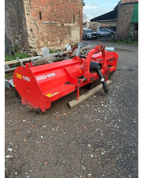 MASCHIO TORNADO 3M - التقطيع جزازة/ ماكينات قطع الحشائش: صورة 4 MASCHIO TORNADO 3M - التقطيع جزازة/ ماكينات قطع الحشائش: صورة 4