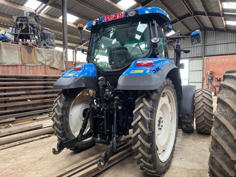 NEW-HOLLAND T6030 - جرار: صورة 4 NEW-HOLLAND T6030 - جرار: صورة 4