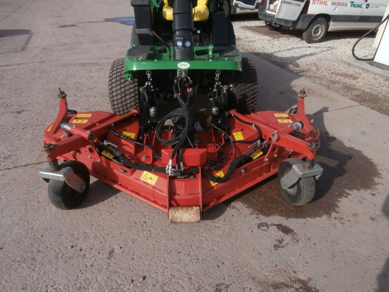 WIEDENMANN RMR230V-F - جزازة أعشاب الحدائق: صورة 3 WIEDENMANN RMR230V-F - جزازة أعشاب الحدائق: صورة 3