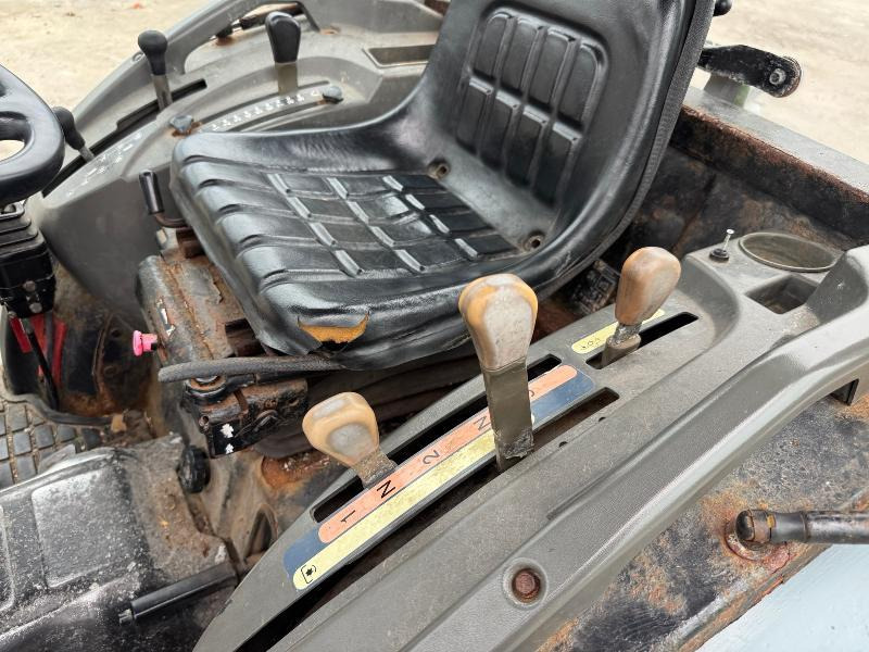 جرار YANMAR EF230: صورة 14