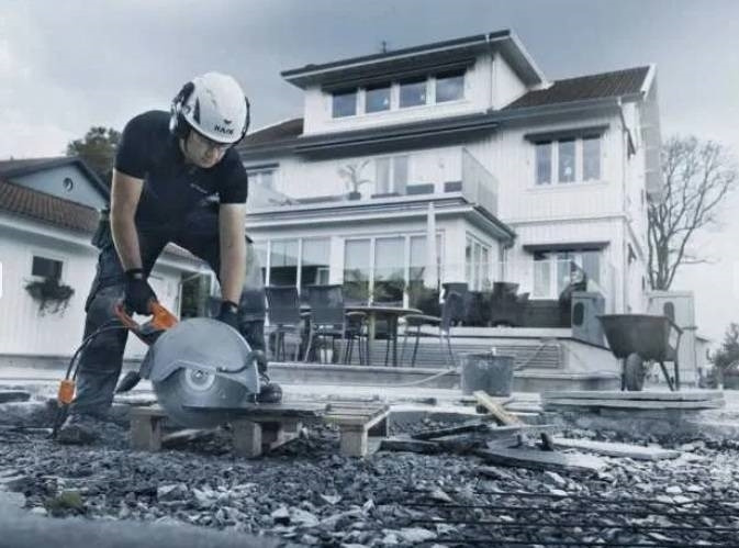 Husqvarna K4000 K 4000 - الأدوات والمعدات: صورة 3 Husqvarna K4000 K 4000 - الأدوات والمعدات: صورة 3